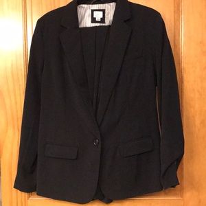 Worn once woman’s black suit